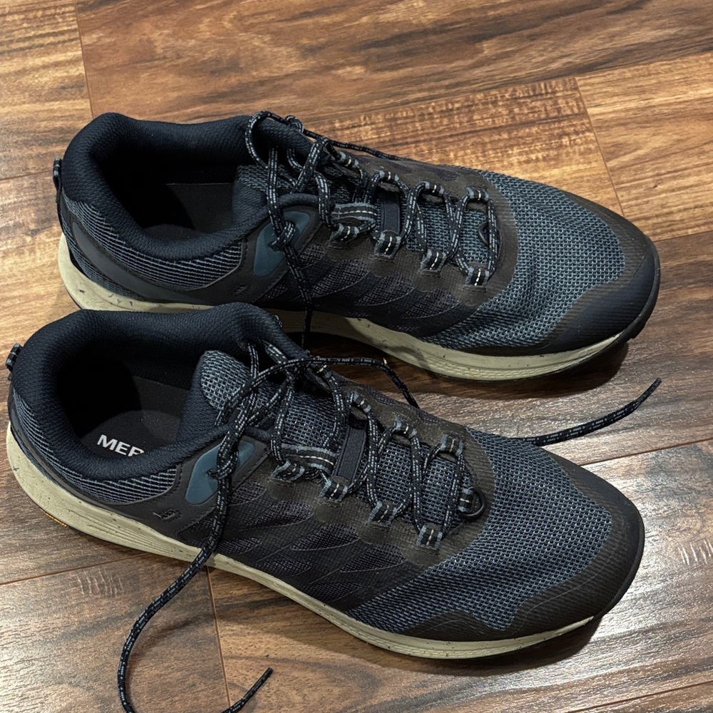 Merrell Black and blue athletic shoes